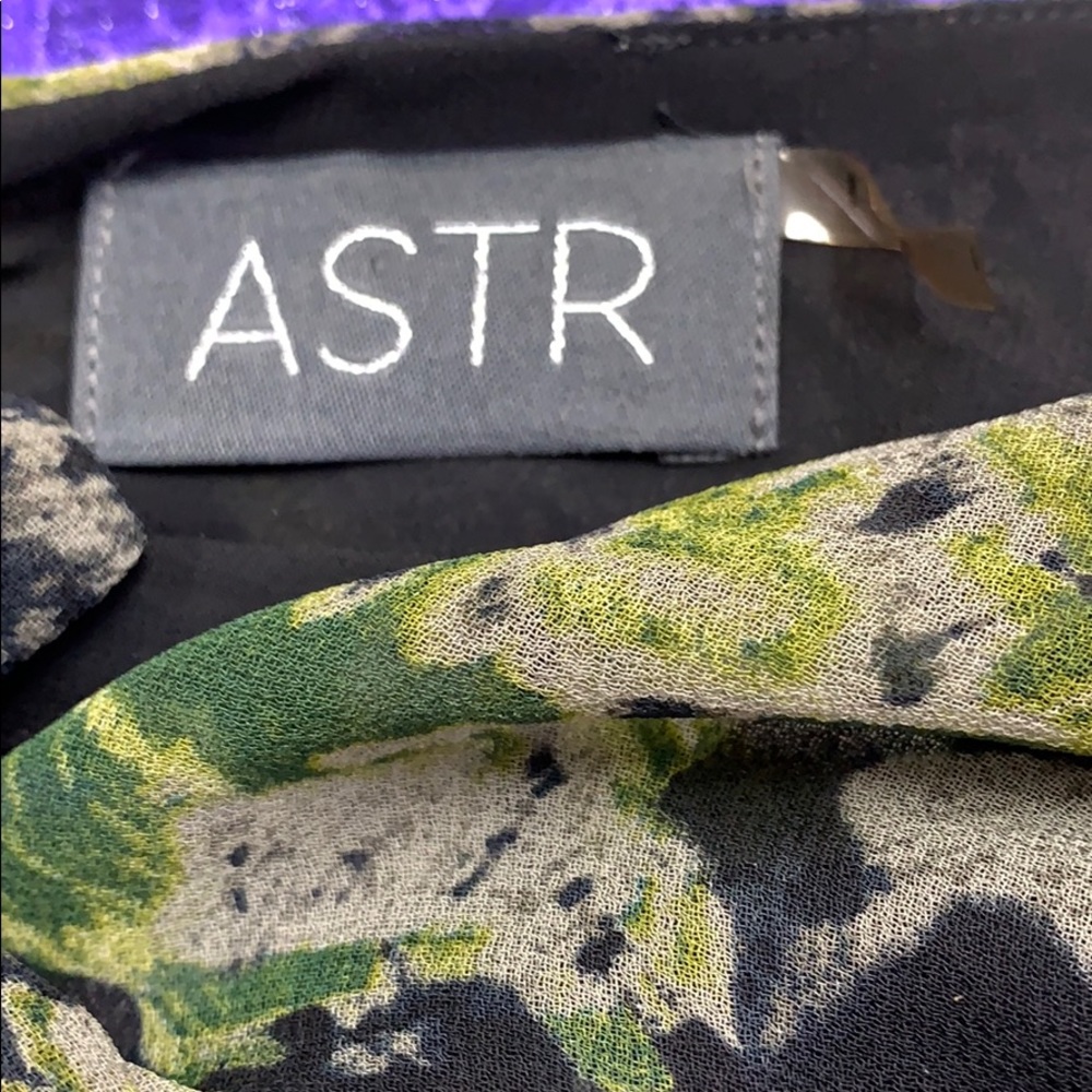ASTR Racer Back Top - Picture 5 of 6